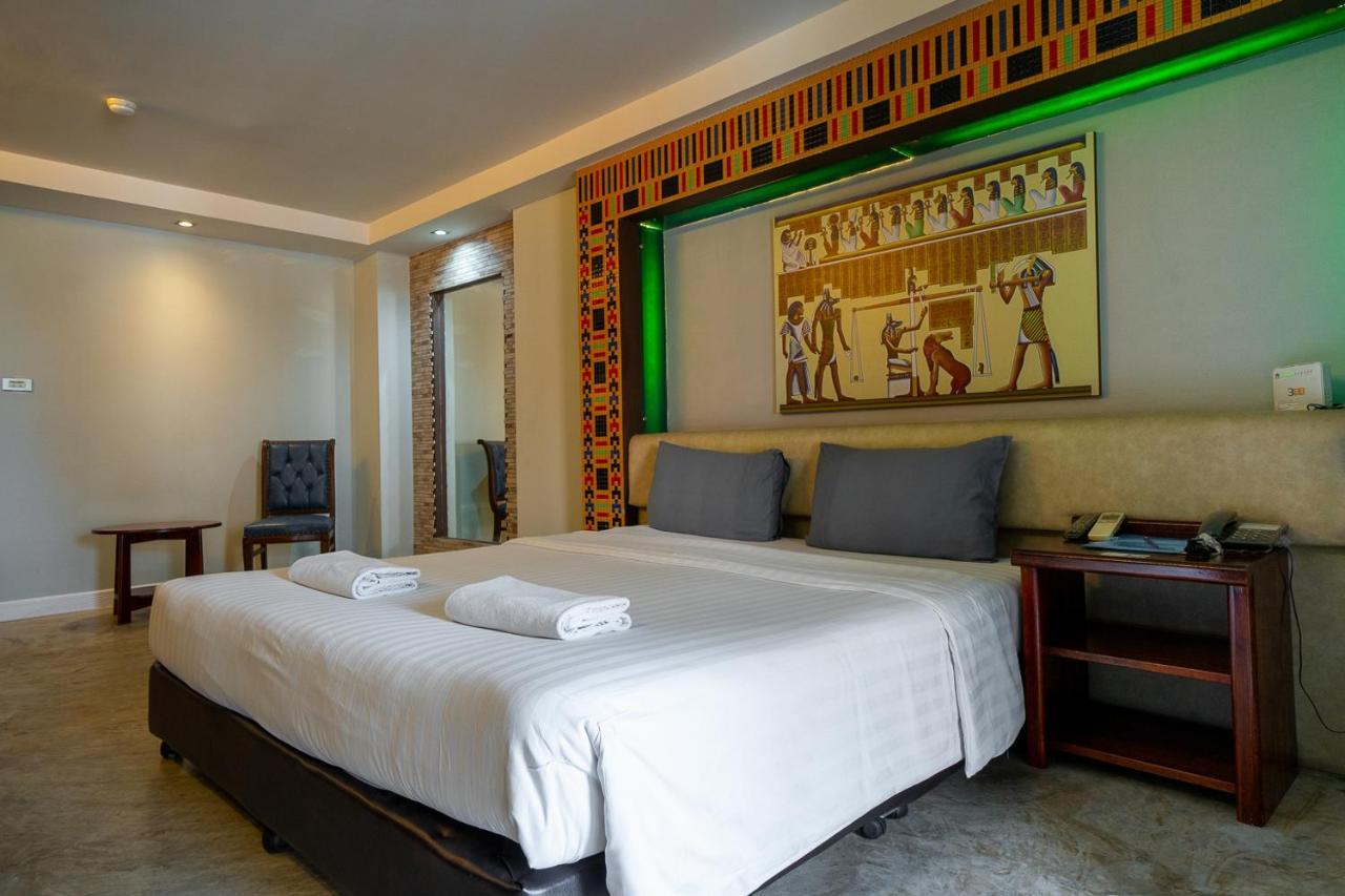 Luxor Bangkok Hotel 논타부리 외부 사진