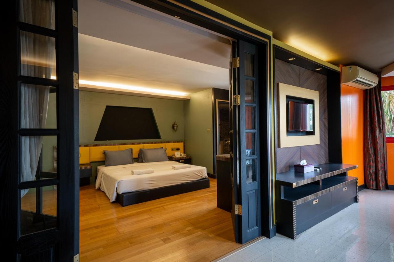 Luxor Bangkok Hotel 논타부리 외부 사진